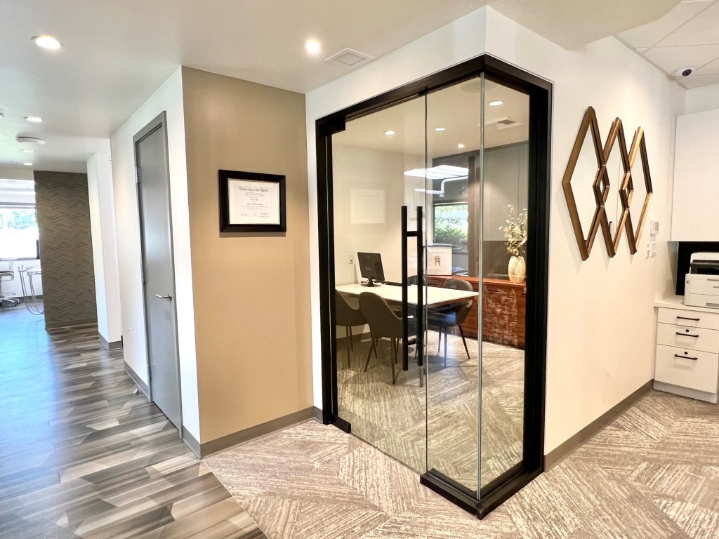 View of entranceway behind front door